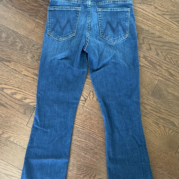 Mother denim 26 The Insider Crop step fray teaming up dark wash EUC - Picture 2 of 6